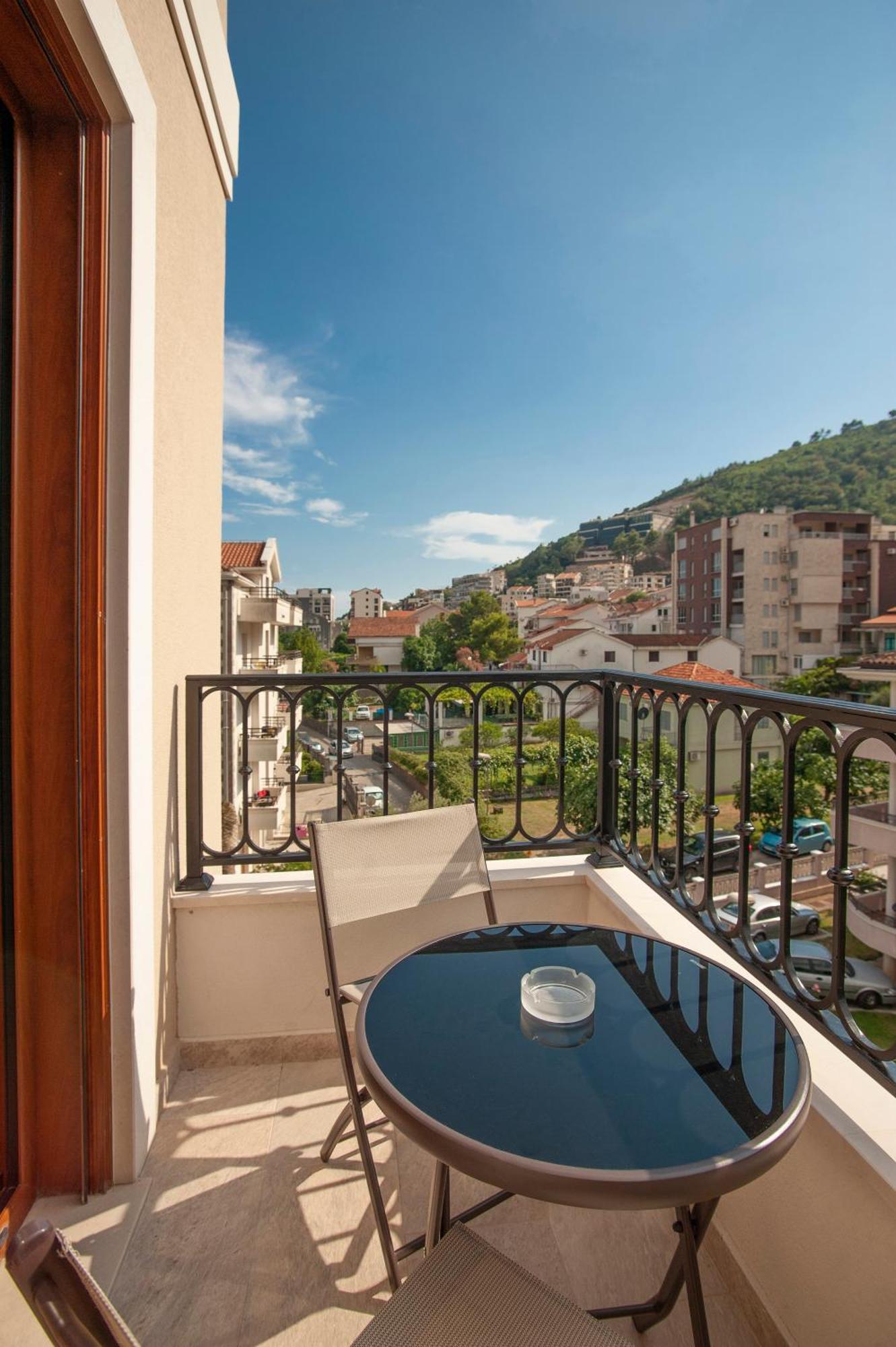 Hotel Villa Gracia Budva Luaran gambar